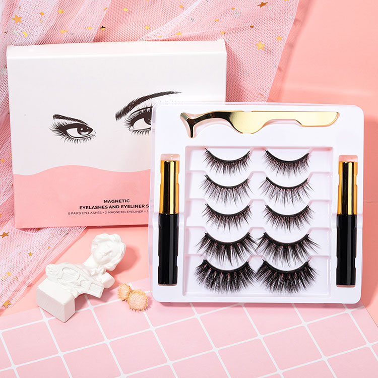 So wenden Sie magnetische Wimpern wie ein Profi an: eine Schritt-für-Schritt-Anleitung